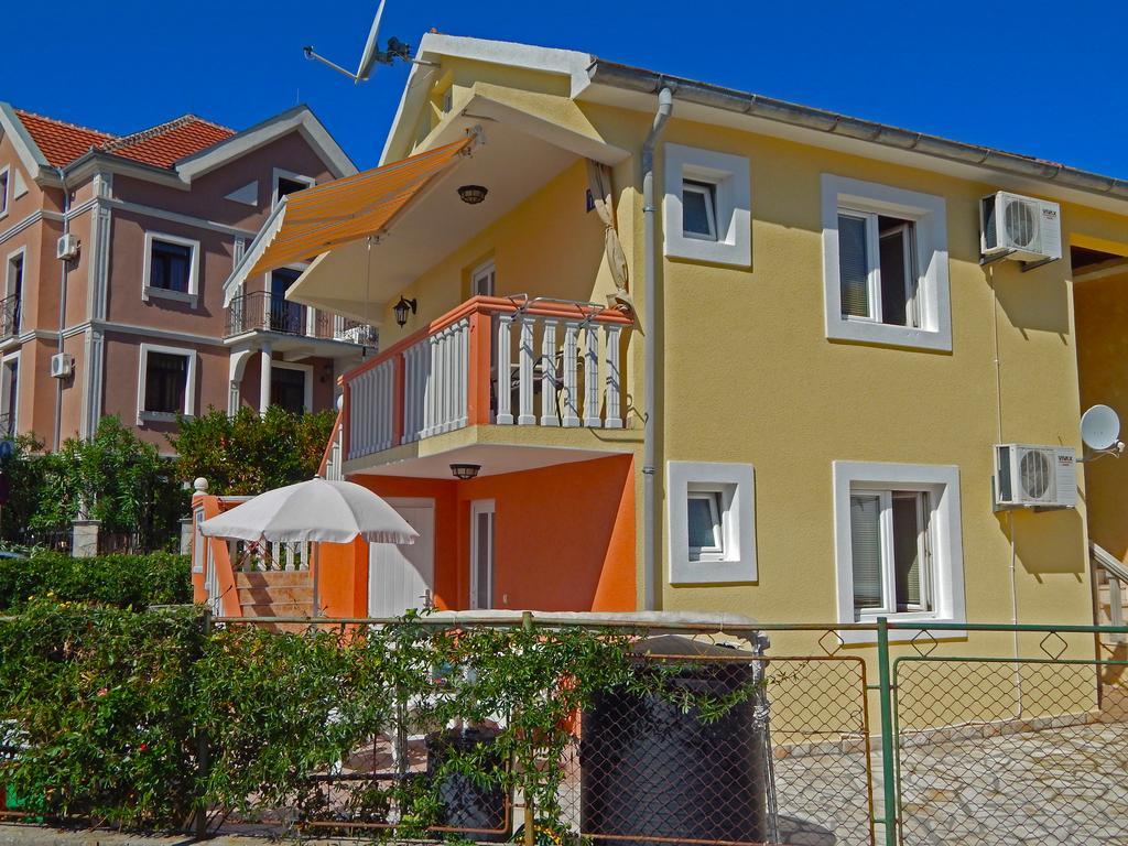 Apartmani Sindik تيفات المظهر الخارجي الصورة